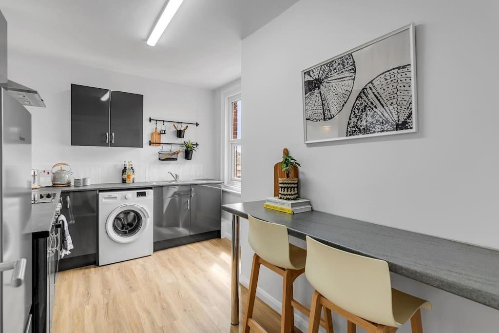 קרומר 1-Bed Seaside Apartment With Parking מראה חיצוני תמונה