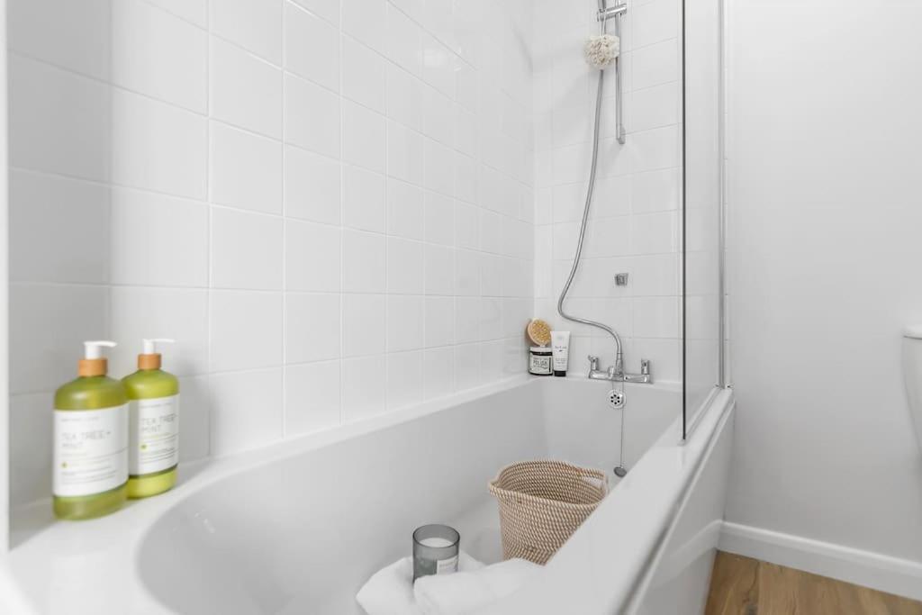 קרומר 1-Bed Seaside Apartment With Parking מראה חיצוני תמונה
